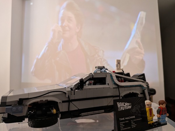 La machine à remonter le temps de Retour vers le futur