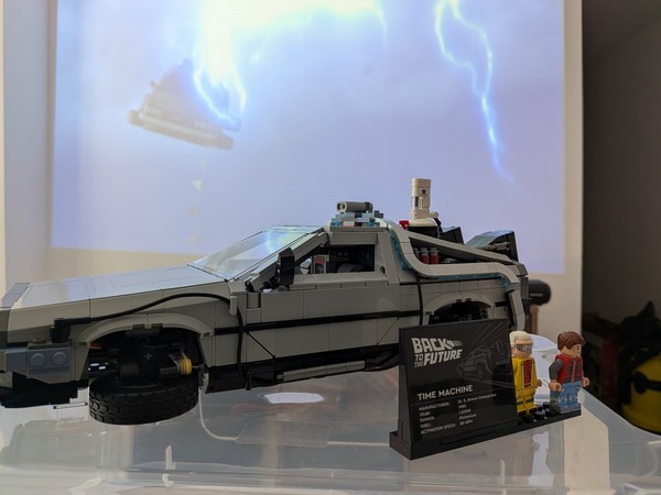 La machine à remonter le temps de Retour vers le futur