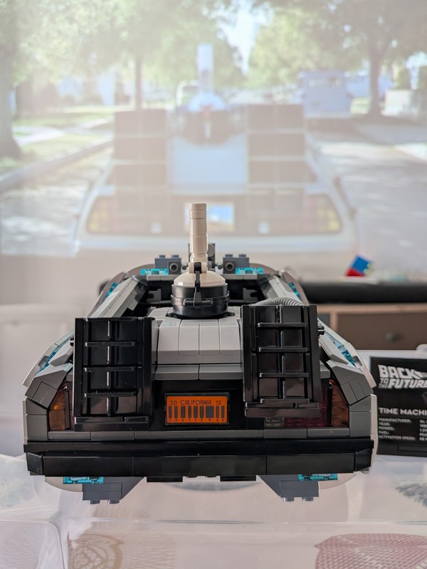 La machine à remonter le temps de Retour vers le futur