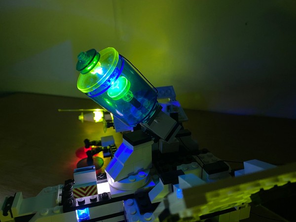 Explorien Starship