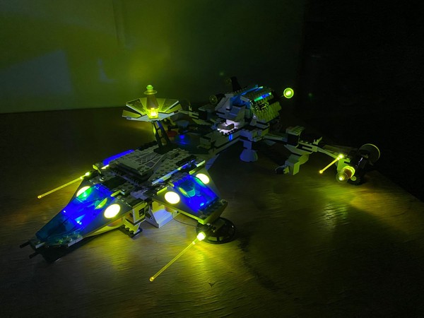Explorien Starship