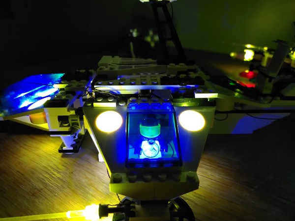 Explorien Starship
