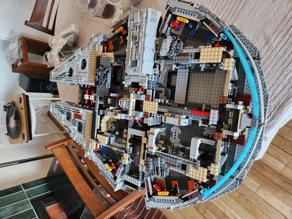 Millennium Falcon™