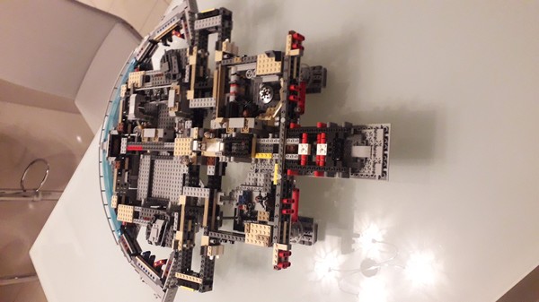 Millennium Falcon™