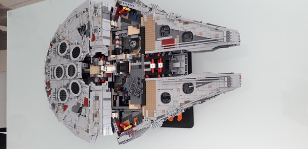 Millennium Falcon™