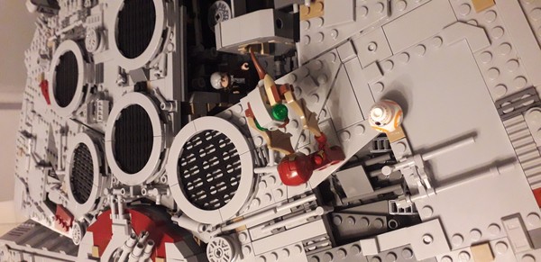 Millennium Falcon™