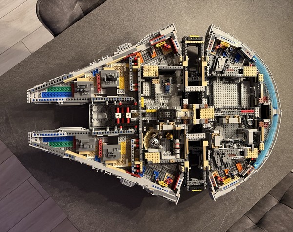 Millennium Falcon™