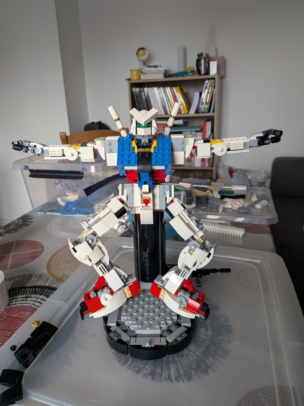 LEGO® NASA Apollo Saturn V