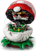 Iconic Trainer Moments Poké Ball